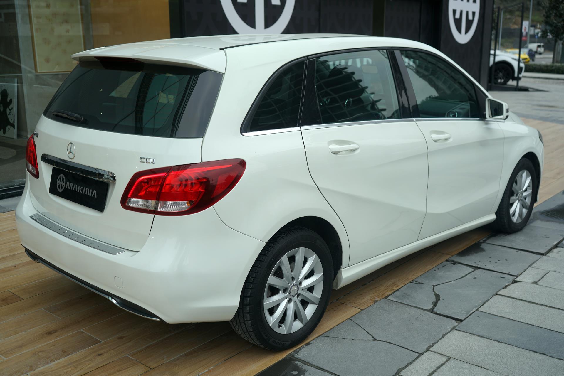 Mercedes - Benz/B B 180 Cdı Blueeffıcıency Style